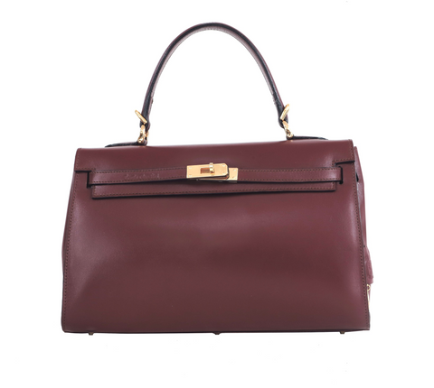 EMERALDO. (No, it is like Emilio! but it is more spacious)