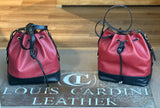 TRENDY - très BCBG (Bon Chic Bon Genre) very Preppy Trotter bag but much bigger with a top safe laced closure too a big open quick access- Can be a good bag for your next travel or working & shopping to carry on your shoulder daily.