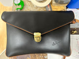 YOKOHAMA - IPAD PRO 12.9 - Business person Folder (Professional Leather Clutch Carier Protector))