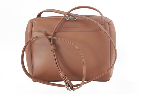 PIETRA-  (across the body) The minimalist