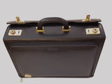 PERSONAL SECRETAIRE - The ultimate businessperson briefcase